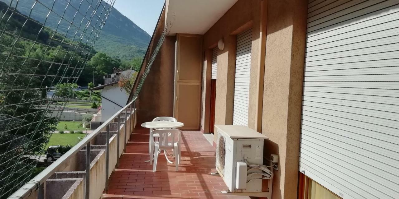 Appartement Madonna Di Frasassi - Casa Vacanze à Genga  Extérieur photo